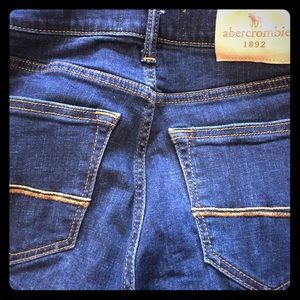 Lot of 4 pairs of jeans! Boys size 9/10! $22